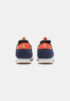 Calvin Klein Jeans RETRO RUNNER - Baskets Basses - Navy -Calvin Klein Elegant Magasin a2c1cd32b2c74cd48eff07b7f71d1fe5