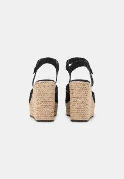 Calvin Klein Jeans WEDGE ANKLE CLIP - Sandales à Plateforme - Black -Calvin Klein Elegant Magasin a33f2b622ca044478c35aef8bdf34917