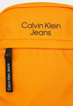 Calvin Klein Jeans LOGO TAPE CROSSBODY UNISEX - Sac Bandoulière - Orange Summit -Calvin Klein Elegant Magasin a3601a3099874b60b6b7eb30fc464170