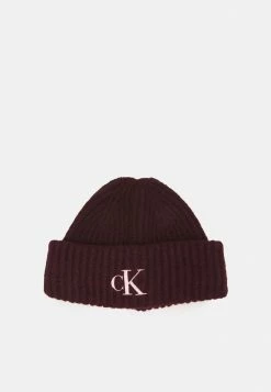 Calvin Klein Jeans BEANIE SCARF SET - Écharpe - Raspberry Juice -Calvin Klein Elegant Magasin a46822c5e1194ee68b9d764caef8dc87