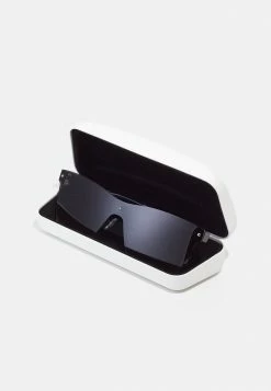 Calvin Klein Jeans Lunettes De Soleil - Black -Calvin Klein Elegant Magasin a5f8ef70fb834f198e297e88fdeb9492