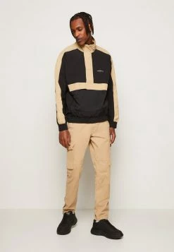 Calvin Klein Jeans COLOR BLOCK POP OVER JACKET - Veste Légère - Grey -Calvin Klein Elegant Magasin a7d2bccb91fe4c9693852dba91b42971