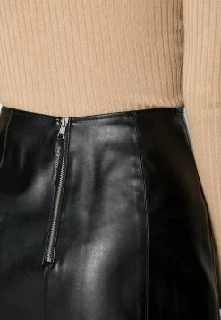 Calvin Klein Jeans SKIRT - Minijupe - Black -Calvin Klein Elegant Magasin a946bb1c60204bbf815cedfe54bc41e4