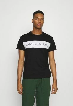 Calvin Klein Jeans COLORBLOCK SHADOW LOGO - T-shirt Imprimé - Black -Calvin Klein Elegant Magasin b01321a020b646fd95439a3e2868a546