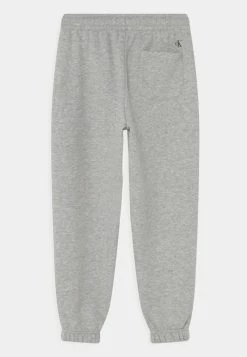 Calvin Klein Elegant Magasin -Calvin Klein Elegant Magasin b0910b25f3ec42ac85dd87c4e7de14d2