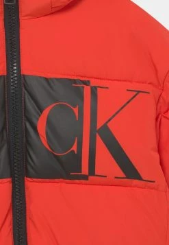 Calvin Klein Jeans BLOCK MONOGRAM - Veste D'hiver - Flaming Chili 7 Calvin Klein Jeans BLOCK MONOGRAM - Veste D'hiver - Flaming Chili -Calvin Klein Elegant Magasin b151e8a4487b4648b2d32e9780011f35