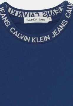 Calvin Klein Jeans INTARSIA LOGO UNISEX - T-shirt Imprimé - Naval Blue 5 Calvin Klein Jeans INTARSIA LOGO UNISEX - T-shirt Imprimé - Naval Blue -Calvin Klein Elegant Magasin b15ecb2ebd384d5ba9b800d9e97d14dd