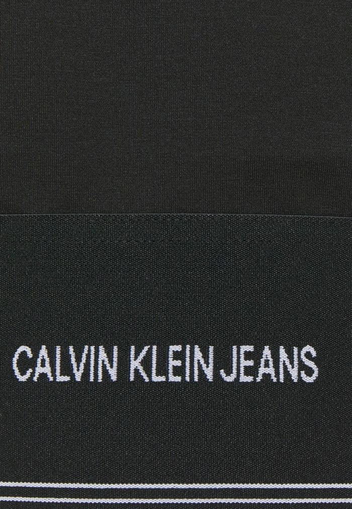 Calvin Klein Jeans MILANO SQUARE NECK STRAPPY - Débardeur - Black 3 Calvin Klein Jeans MILANO SQUARE NECK STRAPPY - Débardeur - Black – Image 3