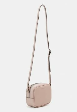 Calvin Klein Jeans SCULPTED MONO - Sacoche D'appareil Photo - Pale -Calvin Klein Elegant Magasin b55fec5c573442d9852cc813ef668df0