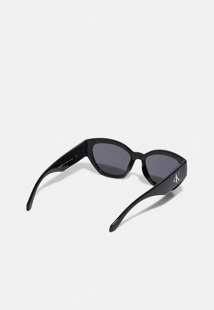 Calvin Klein Jeans Lunettes De Soleil - Black 2 Calvin Klein Jeans Lunettes De Soleil - Black – Image 2
