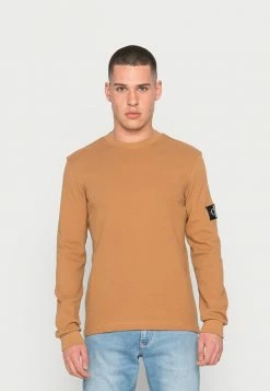 Calvin Klein Jeans MONOGRAM BADGE WAFFLE TEE - Sweatshirt - Tobacco Brown