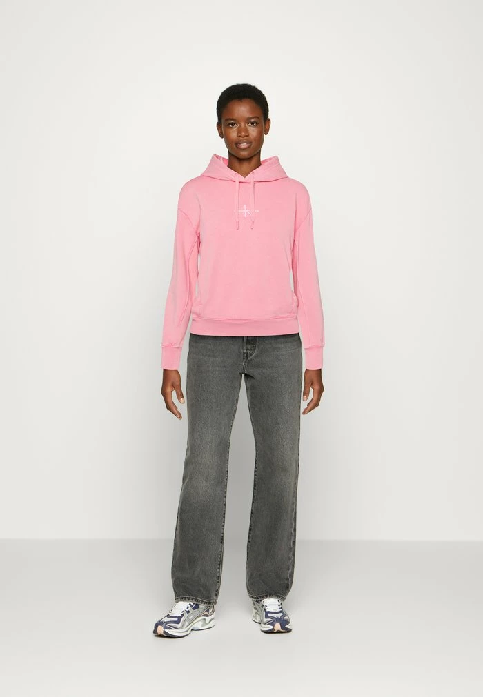Calvin Klein Jeans MONOGRAM LOGO WASHED HOODIE - Sweatshirt - Lipstick Pink 2 Calvin Klein Jeans MONOGRAM LOGO WASHED HOODIE - Sweatshirt - Lipstick Pink – Image 2