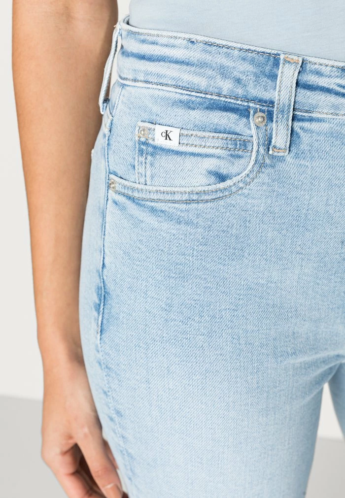 Calvin Klein Jeans HIGH RISE SKINNY ANKLE - Jeans Skinny - Denim Light 5 Calvin Klein Jeans HIGH RISE SKINNY ANKLE - Jeans Skinny - Denim Light – Image 5