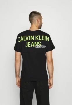 Calvin Klein Jeans URBAN BACK GRAPHIC - T-shirt Imprimé - Black -Calvin Klein Elegant Magasin b982c8d1c5944e14a3283e08f1c37896