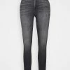Calvin Klein Jeans HIGH RISE SUPER SKINNY ANKLE - Jeans Skinny - Denim Black