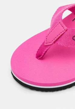 Calvin Klein Jeans UNISEX - Tongs - Fuchsia -Calvin Klein Elegant Magasin bd6c3626c8fc4dc9b7e1a9a1717a3cc1