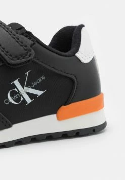 Calvin Klein Jeans Baskets Basses - Black/white -Calvin Klein Elegant Magasin be980e0026e544cd99d79dae3be10119 1