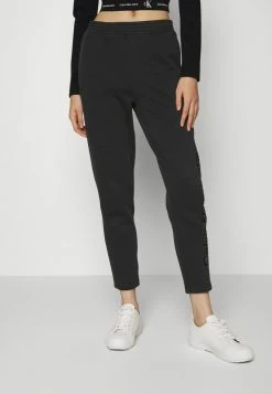 Calvin Klein Jeans INSTITUTIONAL JOG PANT - Pantalon De Survêtement - Black