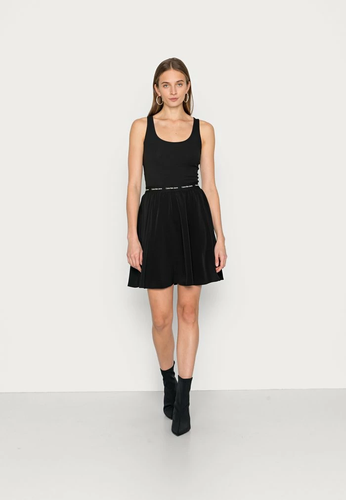 Calvin Klein Jeans CONTRAST TAPE ELASTIC - Robe De Jour - Black 1 Calvin Klein Jeans CONTRAST TAPE ELASTIC - Robe De Jour - Black