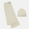 Calvin Klein Jeans BEANIE SCARF SET - Écharpe - Muslin