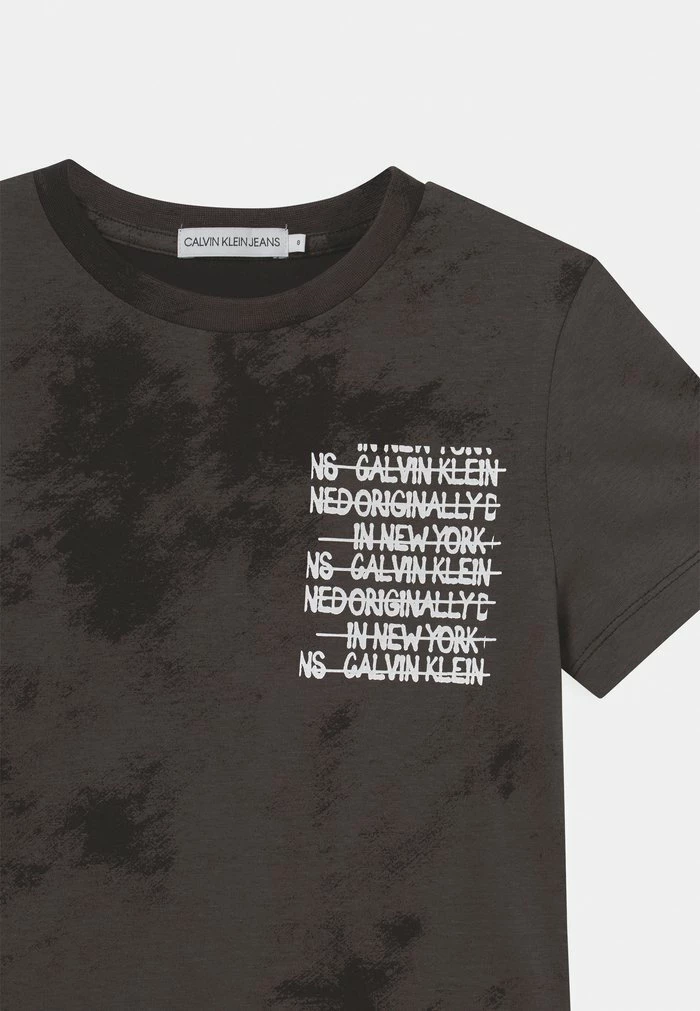 Calvin Klein Jeans CLOUD GRAFFITI - T-shirt Imprimé - Black/ Grey 3 Calvin Klein Jeans CLOUD GRAFFITI - T-shirt Imprimé - Black/ Grey – Image 3