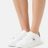 Calvin Klein Jeans CLASSIC CUPSOLE - Baskets Basses - White/black