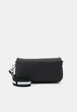 Calvin Klein Jeans ULTRALIGHT FLAP BAG - Sac Bandoulière - Black