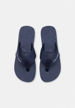 Calvin Klein Jeans Tongs - Navy 9 Calvin Klein Jeans Tongs - Navy -Calvin Klein Elegant Magasin deea74ebd6504d909011c00cb2c0ce1a