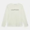 Calvin Klein Jeans INSTITUTIONAL TEE UNISEX - T-shirt à Manches Longues - Ivory