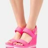 Calvin Klein Jeans WEDGE SLING - Sandales à Talons Hauts - Knockout Pink