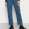 Calvin Klein Jeans HIGH RISE ANKLE - Jean Droit - Denim Medium