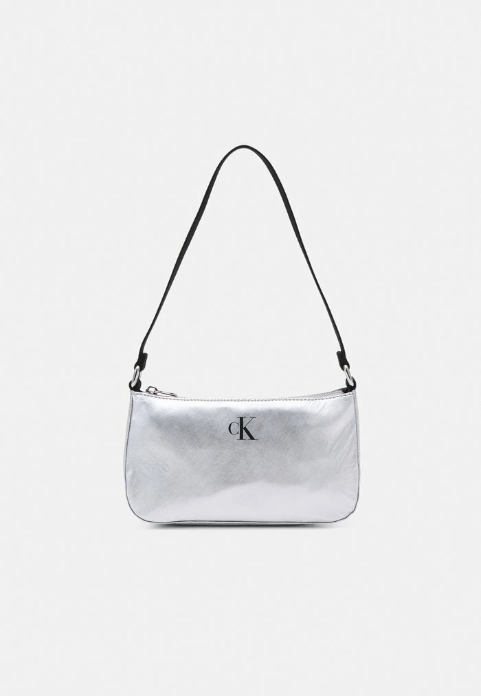 Calvin Klein Jeans FESTIVE SHOULDER BAG UNISEX - Sac Bandoulière - Silver Metallic 1 Calvin Klein Jeans FESTIVE SHOULDER BAG UNISEX - Sac Bandoulière - Silver Metallic