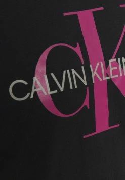 Calvin Klein Jeans SEASONAL MONOGRAM TEE - T-shirt Imprimé - Black -Calvin Klein Elegant Magasin e67d9e01615c4edba6461853611bd836