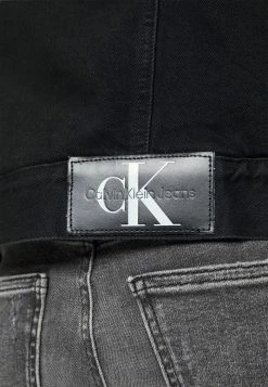 Calvin Klein Jeans REGULAR JACKET - Veste En Jean - Denim Medium 11 Calvin Klein Jeans REGULAR JACKET - Veste En Jean - Denim Medium -Calvin Klein Elegant Magasin e7caf47991904627b4d6b4ea8e72a435