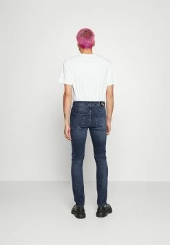 Calvin Klein Jeans Jeans Skinny - Denim Dark -Calvin Klein Elegant Magasin e89a7722022b4a8782f6ac40efa5a529