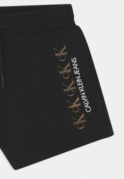 Calvin Klein Jeans REPEAT FOIL - Short - Black -Calvin Klein Elegant Magasin ecba0818eead4d118d92e0f9764a741e