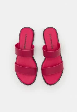 Calvin Klein Jeans FLAT TWO STRAPS - Mules - Cerise 11 Calvin Klein Jeans FLAT TWO STRAPS - Mules - Cerise -Calvin Klein Elegant Magasin f094541c45e945e48a6c829c95975e17
