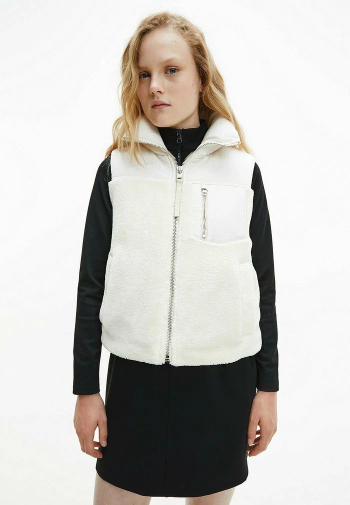 Calvin Klein Jeans Veste Sans Manches - Muslin 1 Calvin Klein Jeans Veste Sans Manches - Muslin