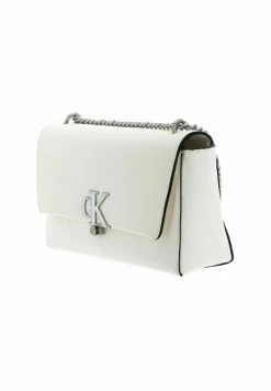 Calvin Klein Jeans MINIMAL MONOGRAM FLAP - Sac Bandoulière - Warm White -Calvin Klein Elegant Magasin f6fd8411e0704d29bb6110c8b84189e5