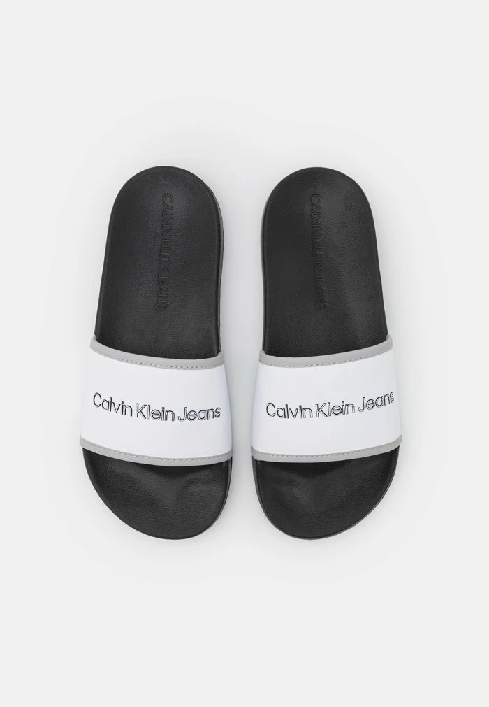Calvin Klein Jeans INSTITUTIONAL SLIDE - Mules - Bright White 6 Calvin Klein Jeans INSTITUTIONAL SLIDE - Mules - Bright White – Image 6