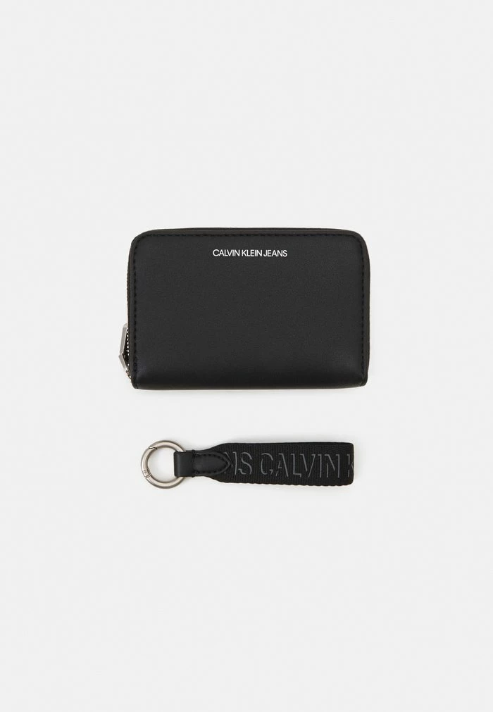 Calvin Klein Jeans ZIP AROUND KEYFOB SET - Portefeuille - Black 1 Calvin Klein Jeans ZIP AROUND KEYFOB SET - Portefeuille - Black