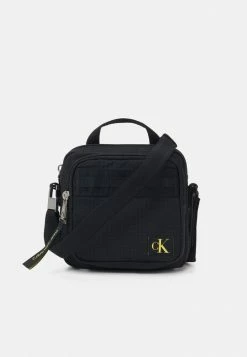 Calvin Klein Jeans SMALL XBODY UNISEX - Sac à Main - Black