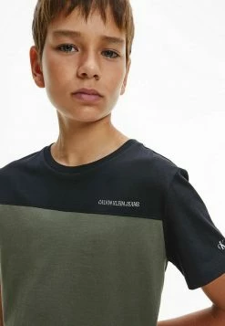 Calvin Klein Jeans SLIM ORGANIC BLOCK - T-shirt Basique - Grape Leaf 6 Calvin Klein Jeans SLIM ORGANIC BLOCK - T-shirt Basique - Grape Leaf -Calvin Klein Elegant Magasin faf5175f8d044fb7a68d403622bdf65f