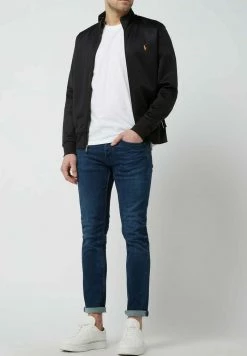 Calvin Klein Elegant Magasin -Calvin Klein Elegant Magasin fb0ce96dabbd4f83b094ea46dfcf0cf0