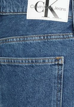Calvin Klein Jeans 90S STRAIGHT - Short En Jean - Denim Medium -Calvin Klein Elegant Magasin fc6e6e352e6949a29a908e15b8eecd0b