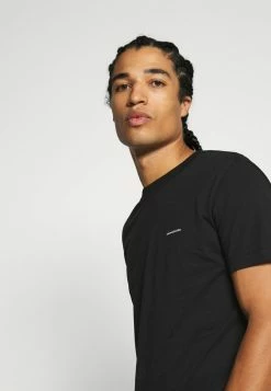 Calvin Klein Jeans TEE 3 PACK - T-shirt Basique - Black/ Grey Heather/bright White -Calvin Klein Elegant Magasin fcaf2f12b807426cadecbcf2854bb779